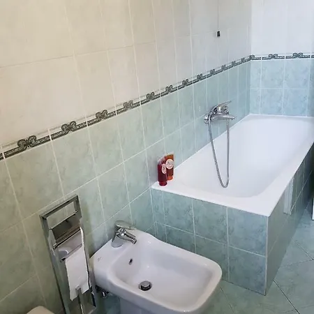 Casa *